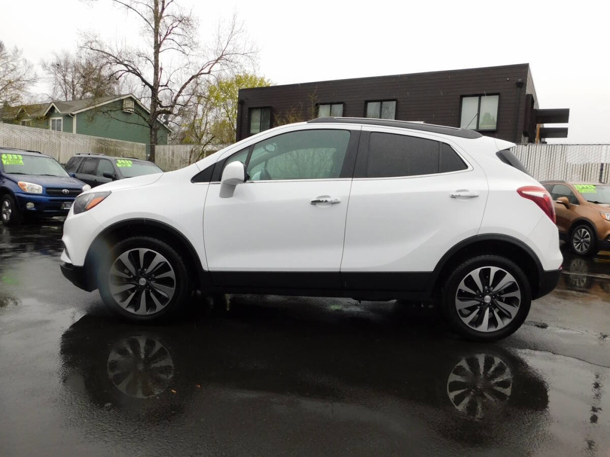 Used 2021 Buick Encore Preferred image 24