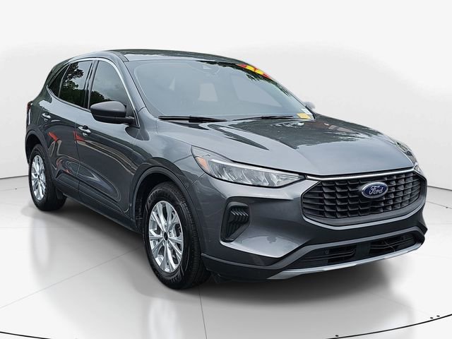 Used 2023 Ford Escape Active w/ Cold Weather Package FWD 360° Tour