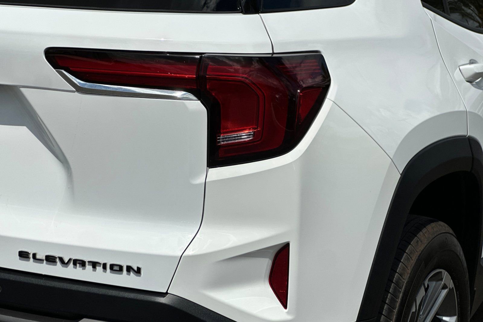 Used 2026 GMC Terrain Elevation image 38