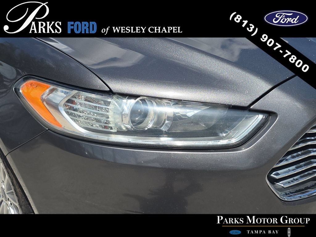 Used 2016 Ford Fusion SE w/ Equipment Group 202A AWD/4WD image 6