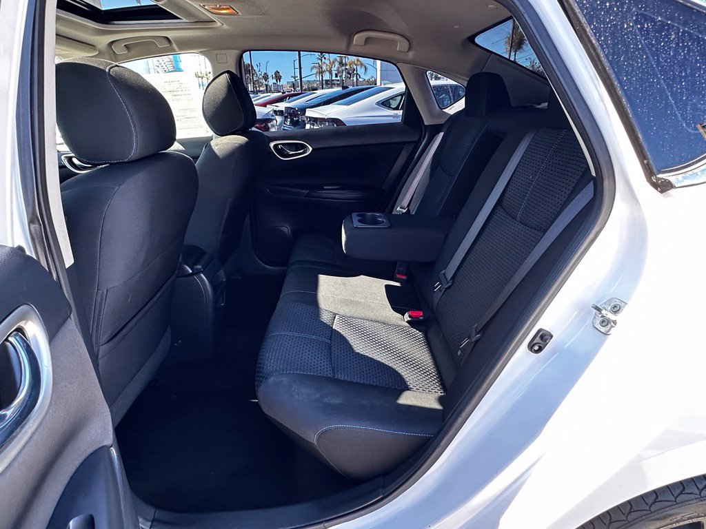 Used 2017 Nissan Sentra SR Turbo w/ SR Midnight Edition FWD image 21