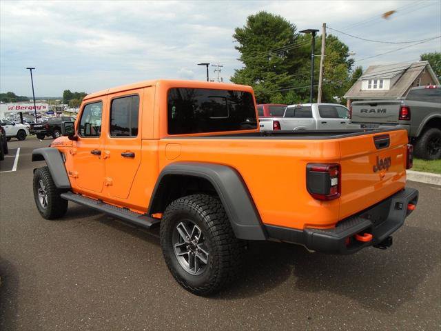Certified 2025 Jeep Gladiator Mojave w/ Safety Group AWD/4WD image 4