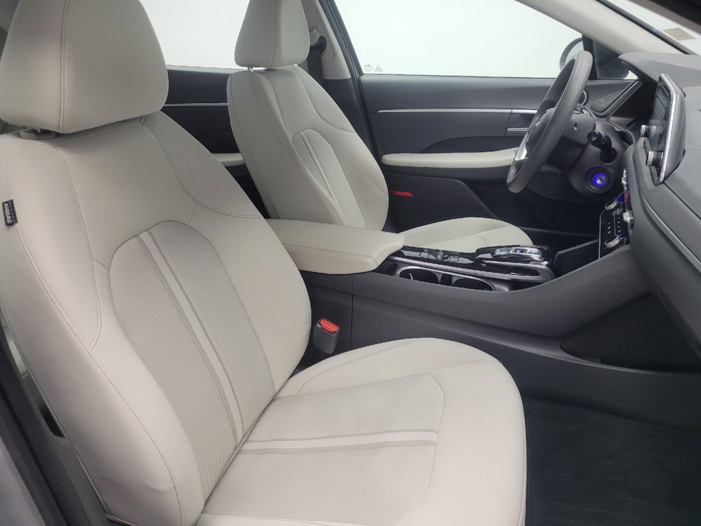 Used 2023 Hyundai Sonata SE image 21
