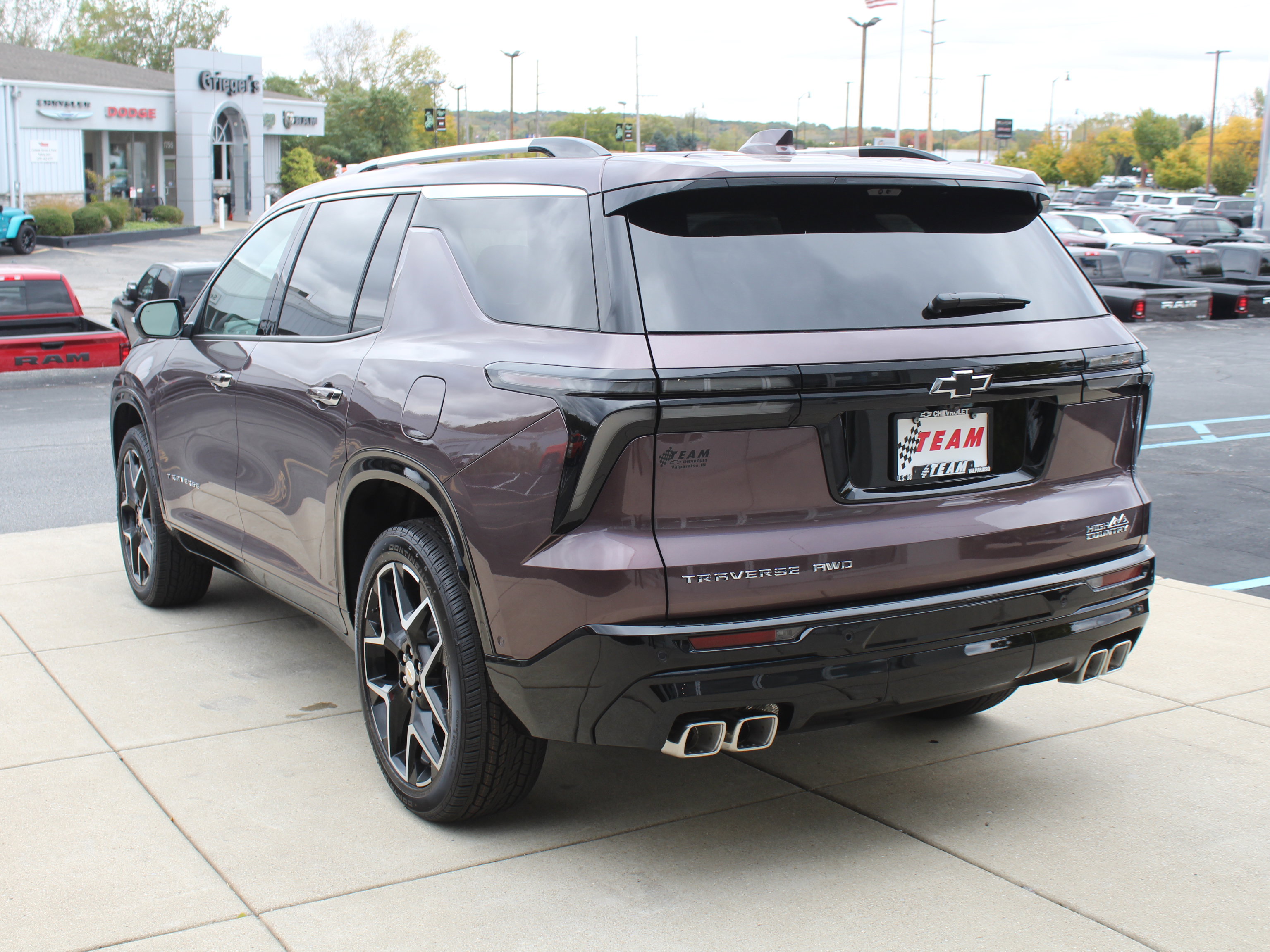 New 2026 Chevrolet Traverse High Country image 6
