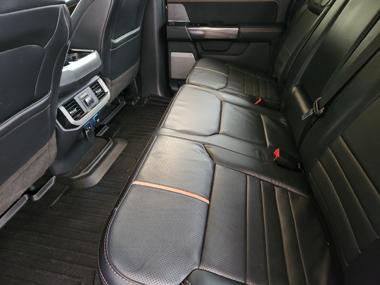 Used 2021 Ford F150 Platinum w/ Tow Technology Package AWD/4WD image 28