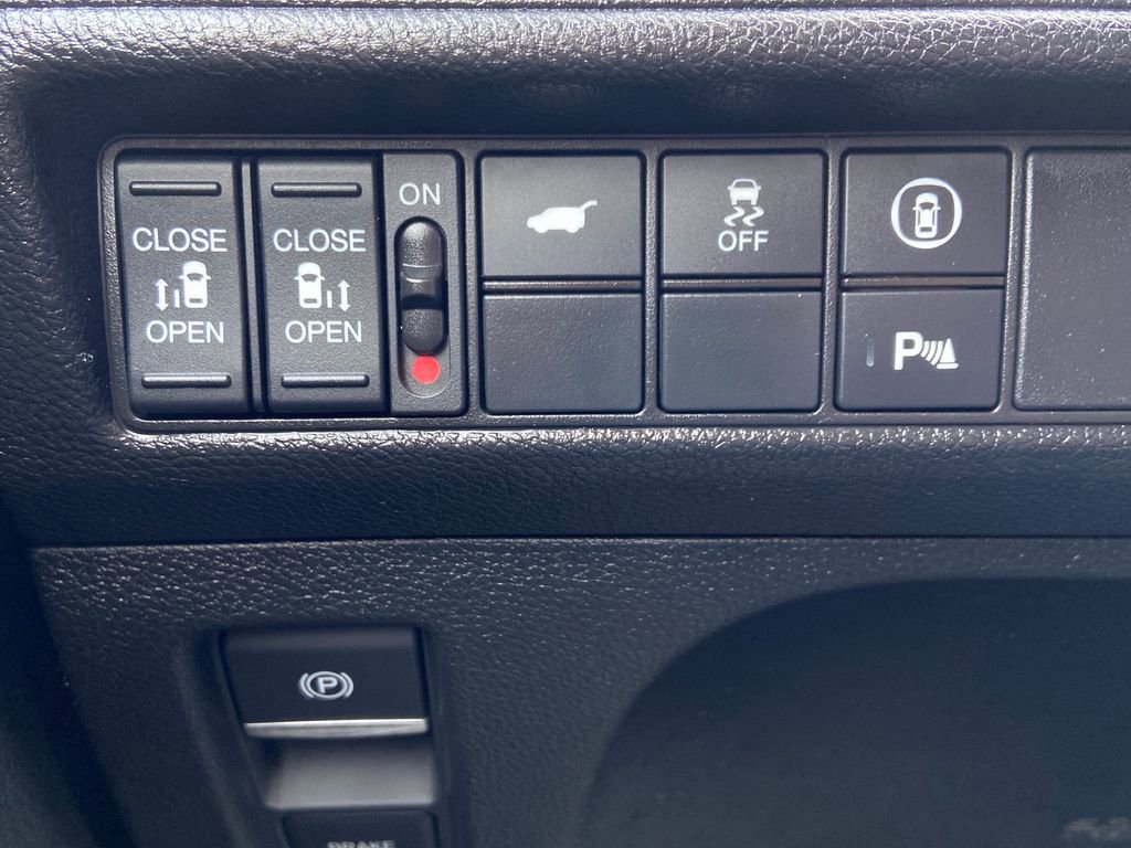 Used 2023 Honda Odyssey Elite image 34