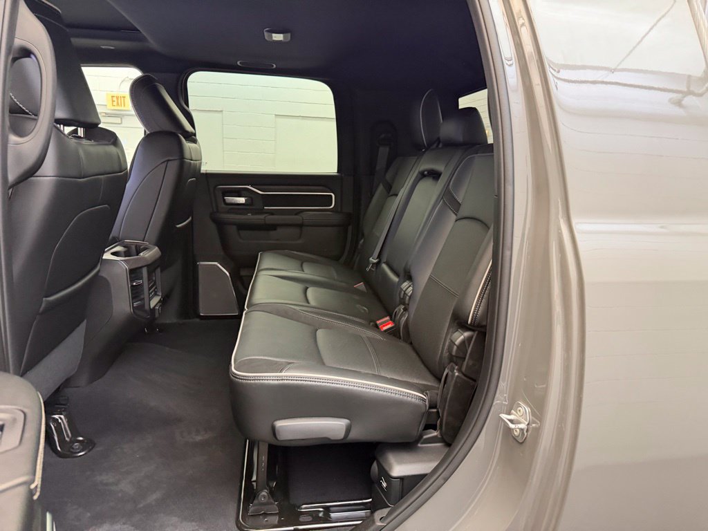 New 2026 RAM 2500 Laramie AWD/4WD image 22