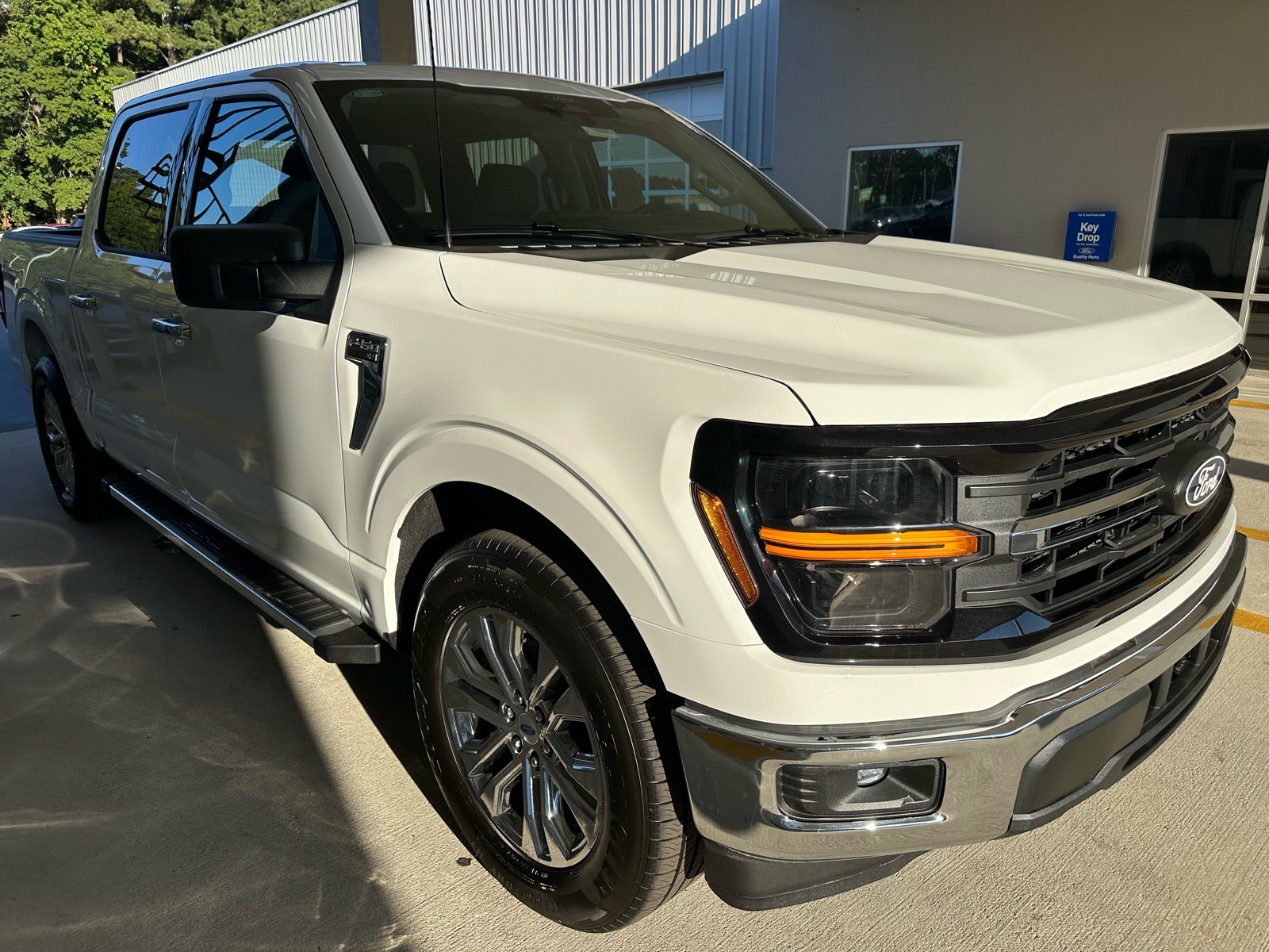 New 2026 Ford F150 XLT w/ XLT Chrome Appearance Package RWD image 7