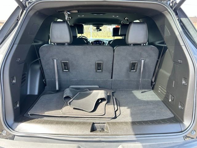 Used 2023 Chevrolet Traverse LT image 6