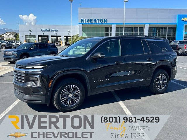 Certified 2026 Chevrolet Traverse LT AWD/4WD image 1