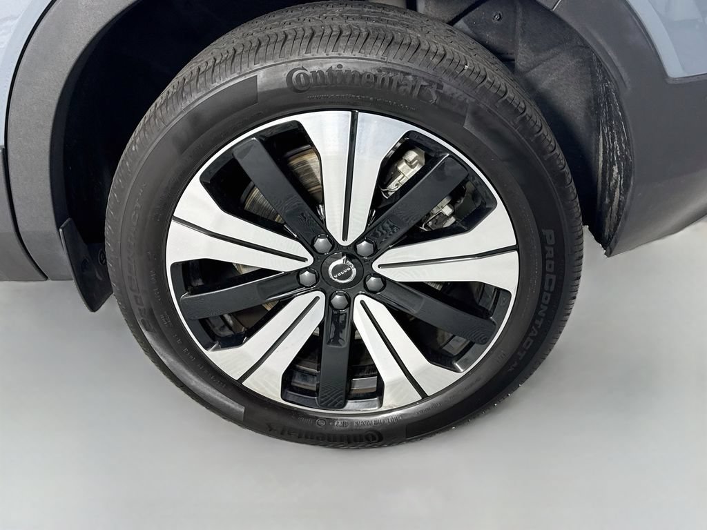 Used 2023 Volvo XC40 Recharge Plus AWD/4WD image 32