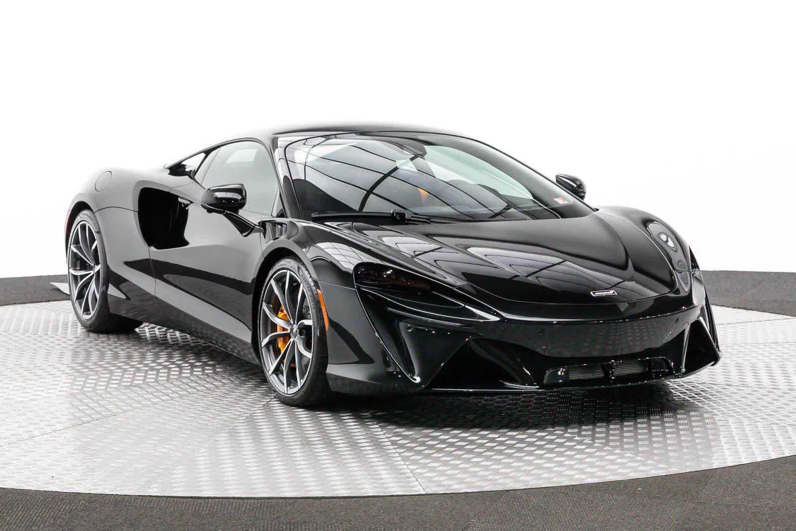 Used 2023 McLaren Artura RWD image 27