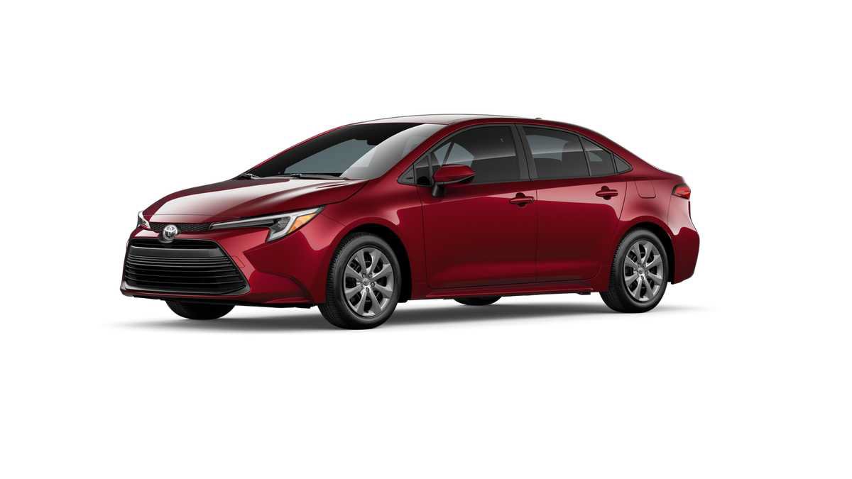 New 2026 Toyota Corolla LE FWD image 2