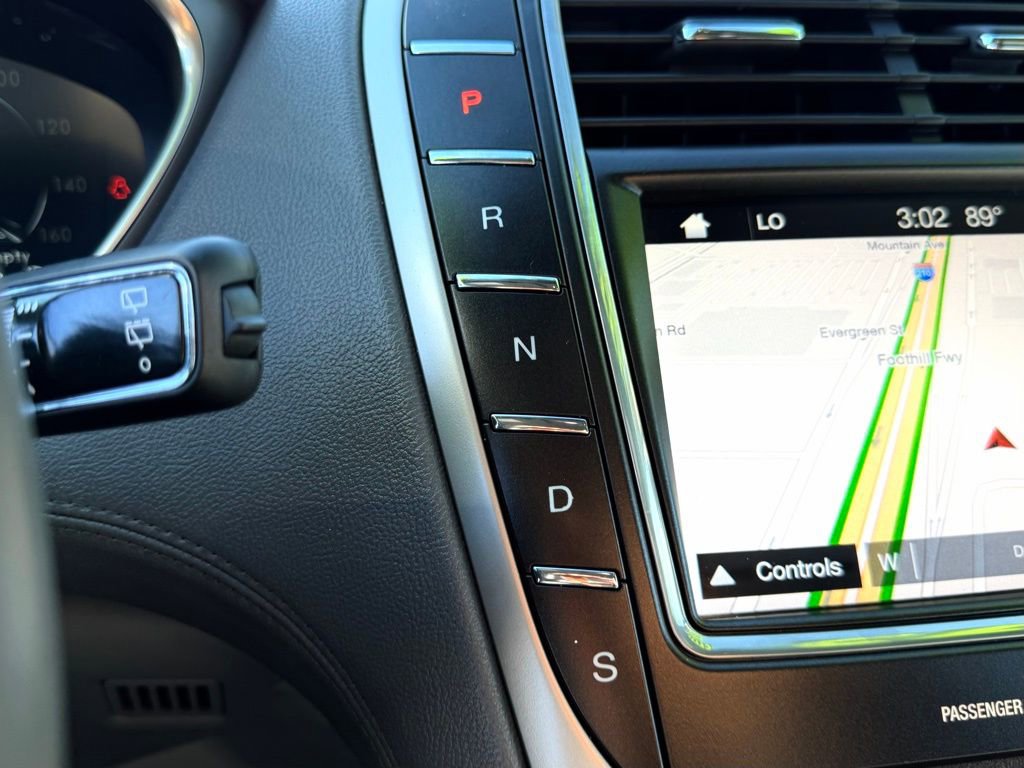 Used 2019 Lincoln Nautilus Reserve image 26