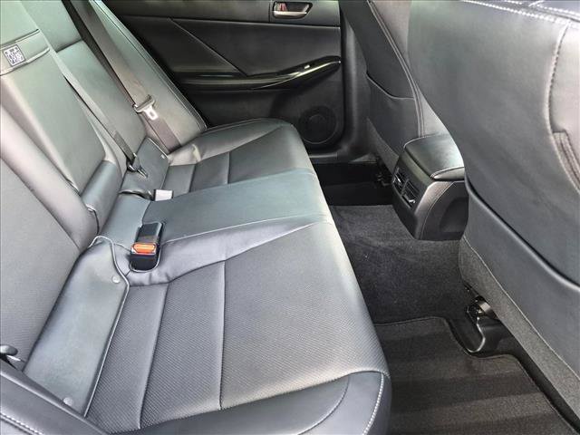 Certified 2025 Lexus IS 350 F Sport RWD image 17