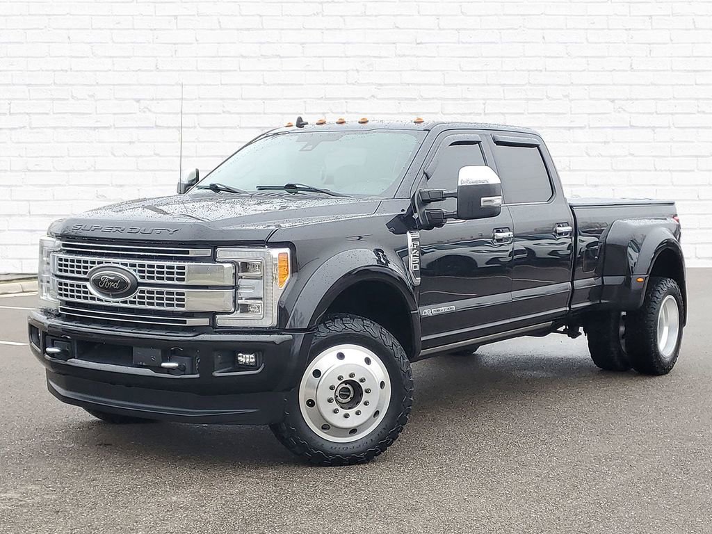 Used 2019 Ford F450 Platinum w/ Platinum Ultimate Package AWD/4WD image 1