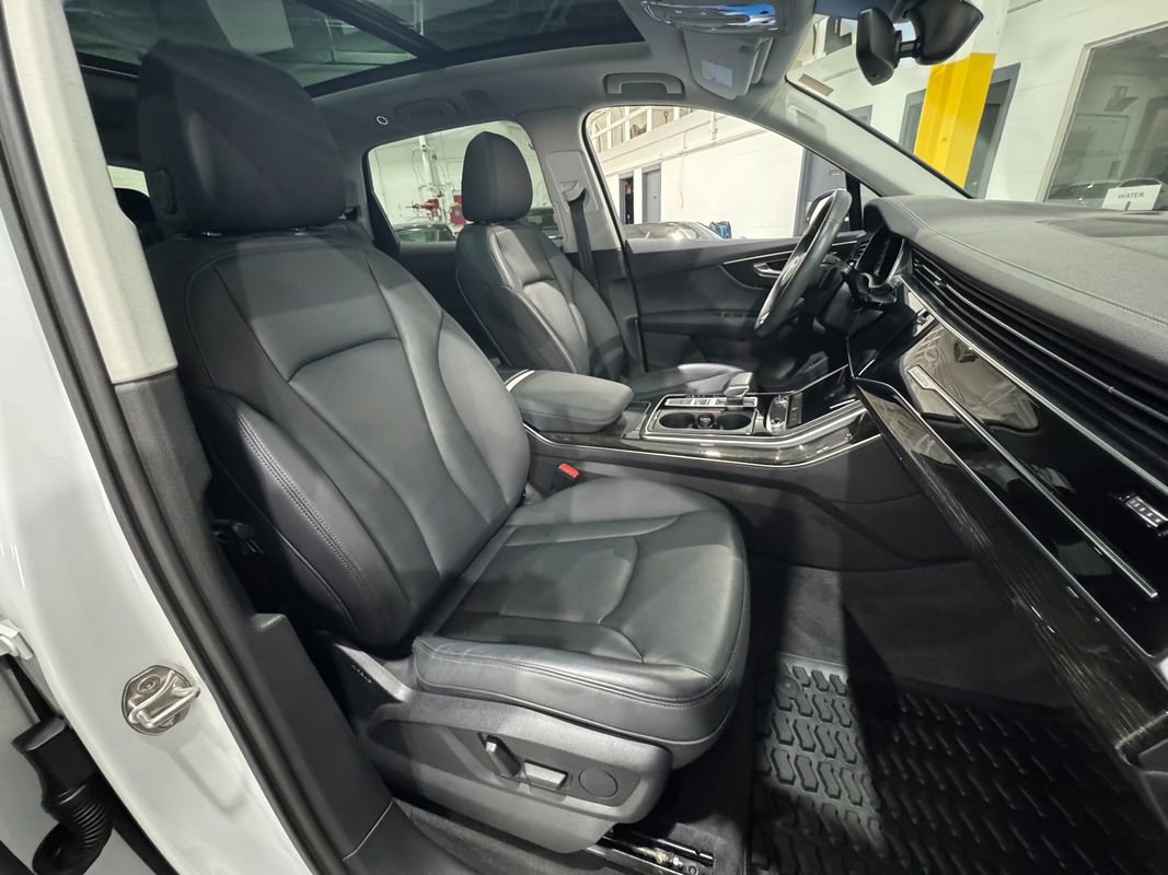 Used 2023 Audi Q7 2.0T Premium w/ Convenience Package image 49