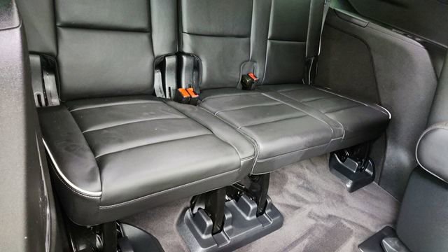 Used 2023 Cadillac Escalade Premium Luxury w/ Performance Package image 30