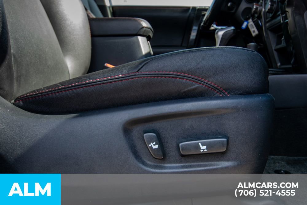 Used 2018 Toyota 4Runner TRD Off-Road Premium image 32