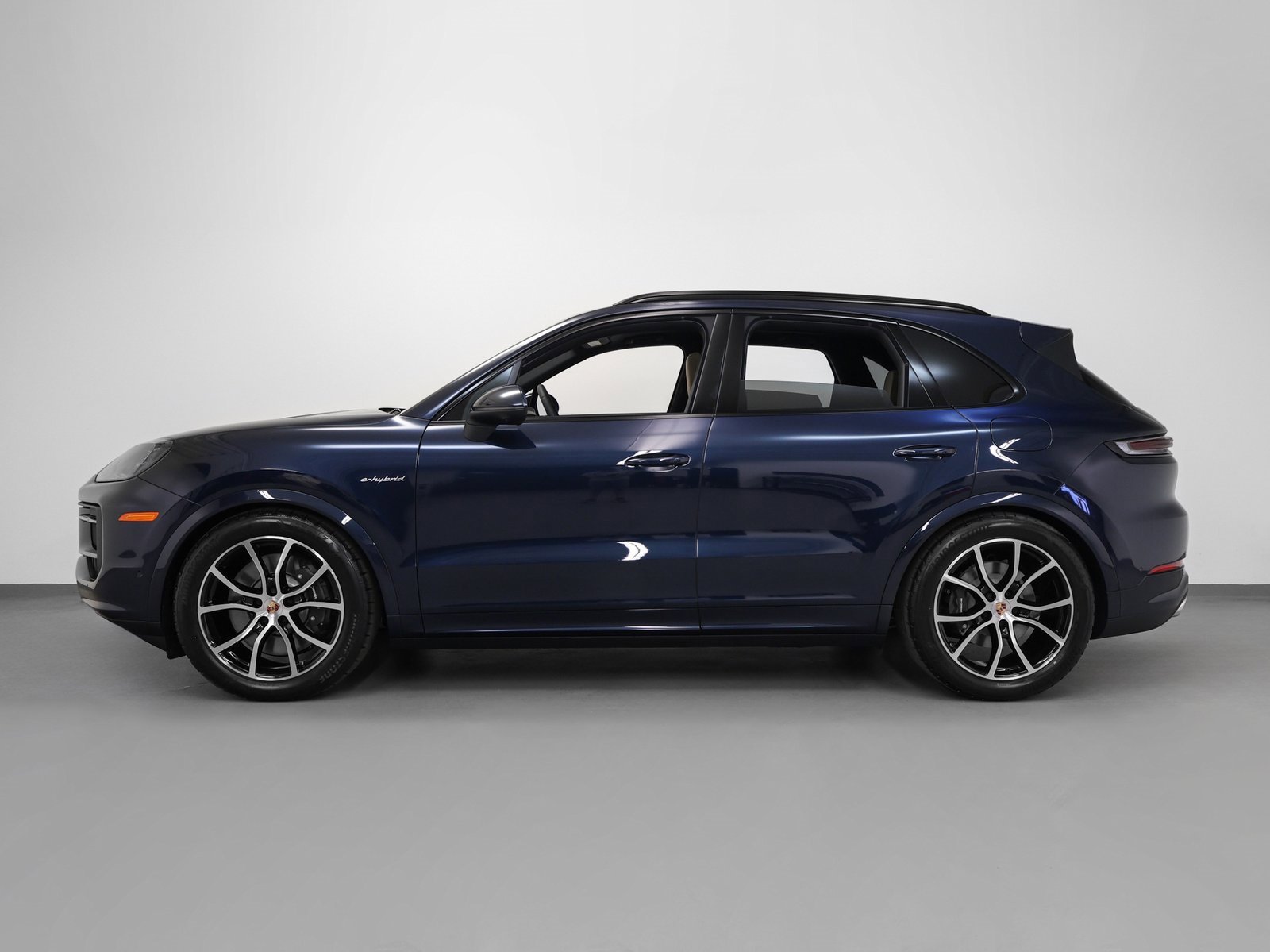New 2026 Porsche Cayenne E-Hybrid image 2