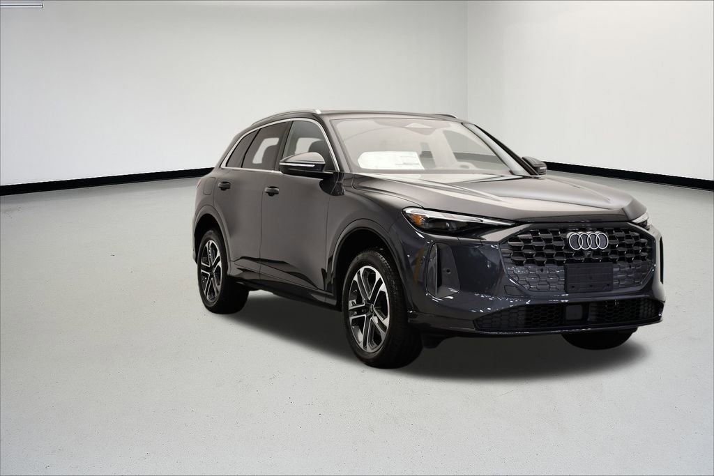 Used 2025 Audi Q5 Premium w/ Convenience Package image 7