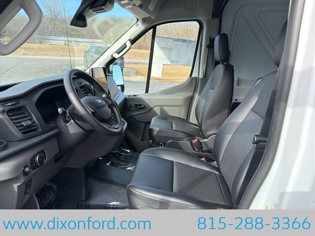New 2026 Ford Transit 250 148 Medium Roof RWD image 9