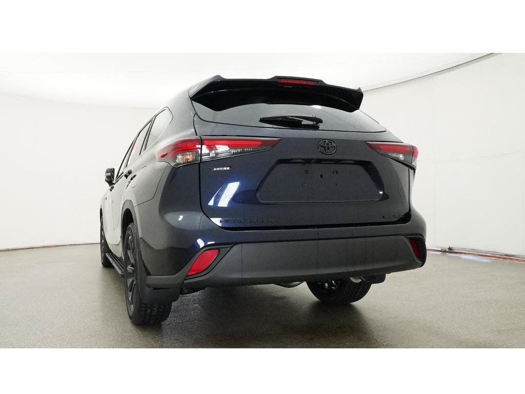 New 2026 Toyota Highlander XLE AWD/4WD image 22