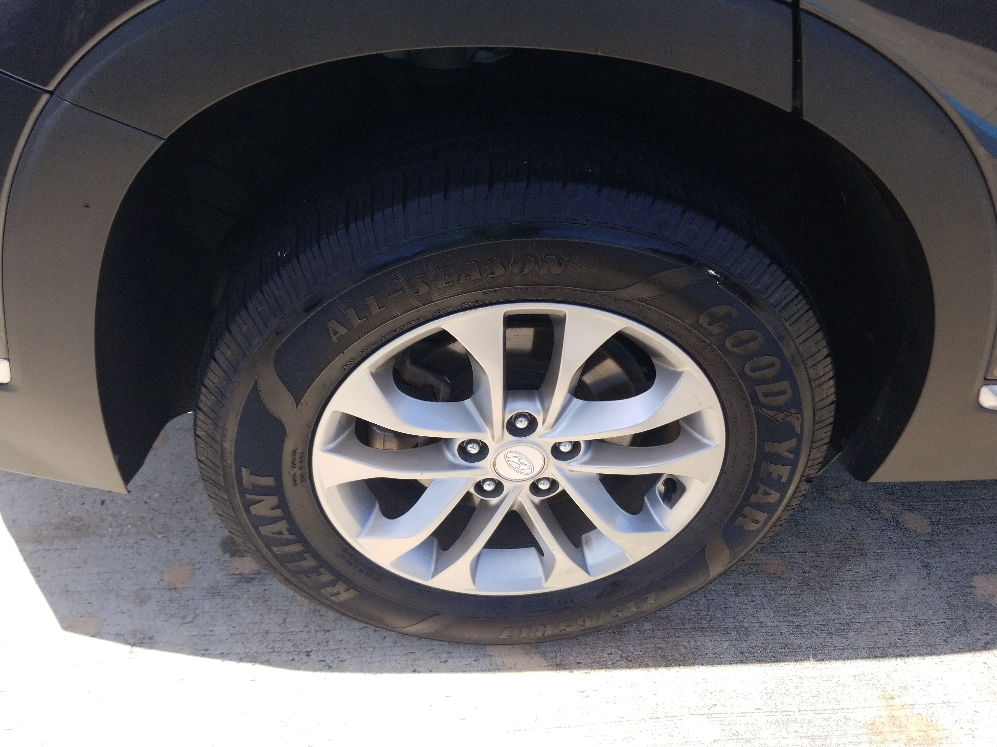 Used 2020 Hyundai Santa Fe SEL FWD image 23