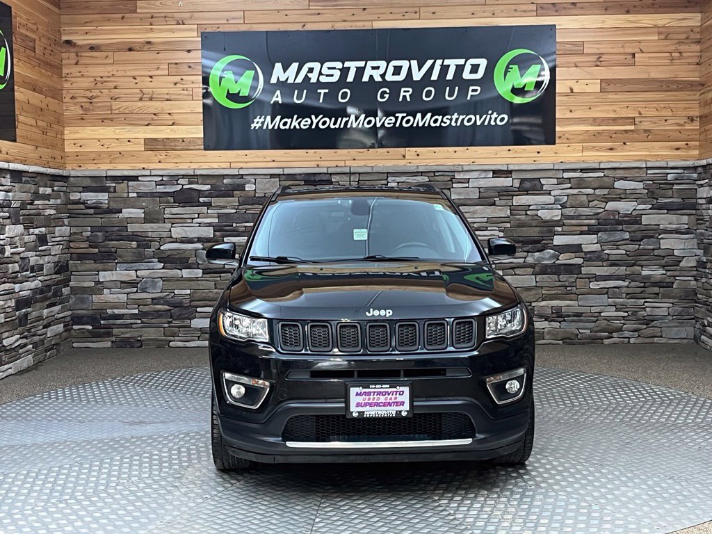Used 2018 Jeep Compass Limited AWD/4WD image 2