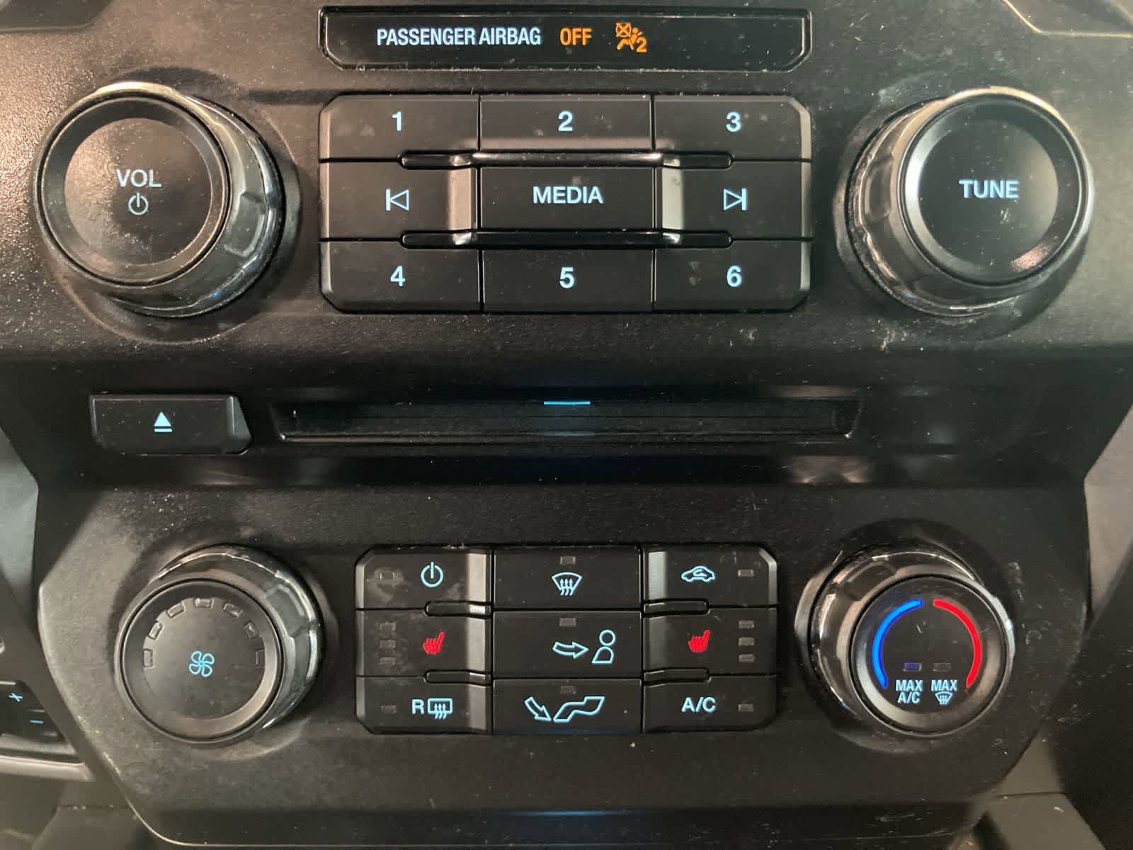 Used 2018 Ford F150 XLT w/ Equipment Group 302A Luxury AWD/4WD image 20