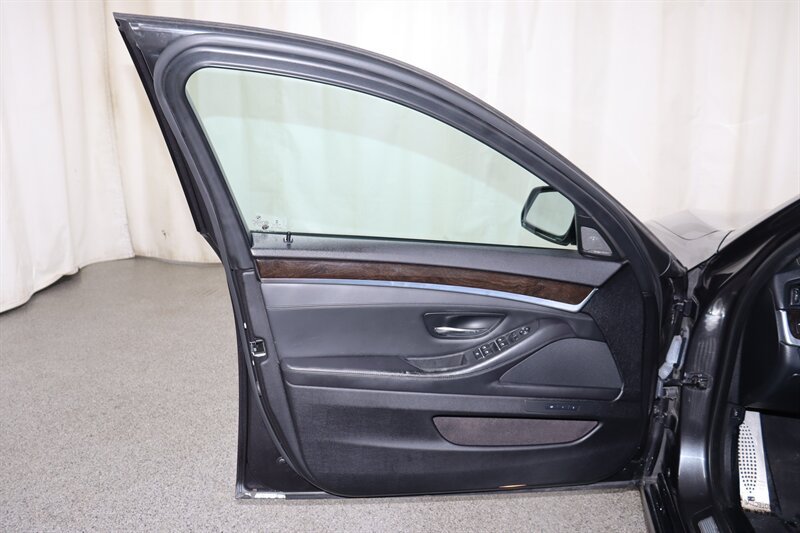 Used 2015 BMW 535i xDrive Sedan AWD/4WD image 20