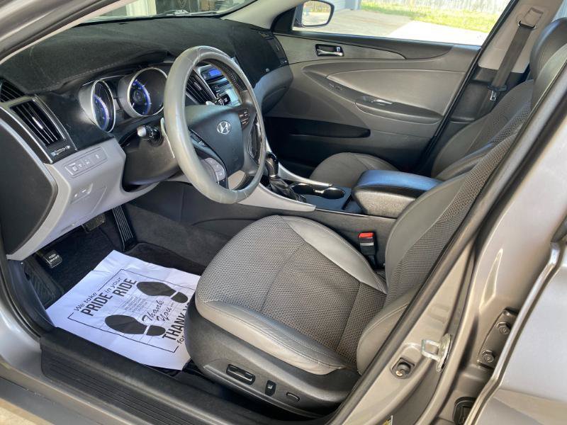 Used 2011 Hyundai Sonata SE FWD image 13