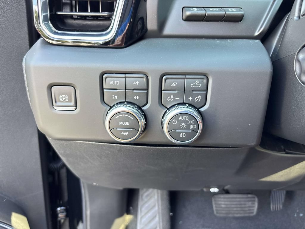 New 2026 GMC Sierra 1500 Denali AWD/4WD image 13