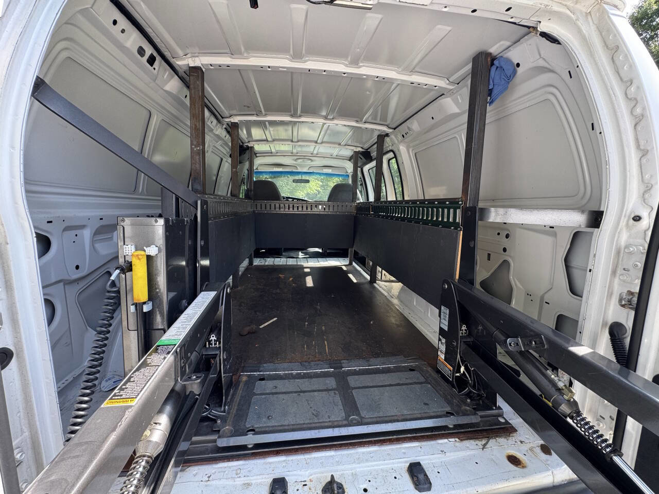 Used 2007 Ford E-150 and Econoline 150 image 13