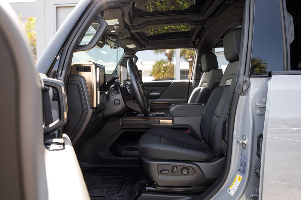 Used 2024 GMC Hummer EV 2X image 24