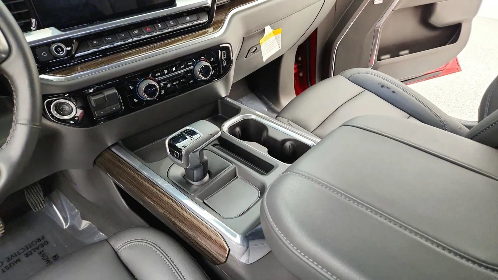 Used 2024 Chevrolet Silverado 1500 RST image 35