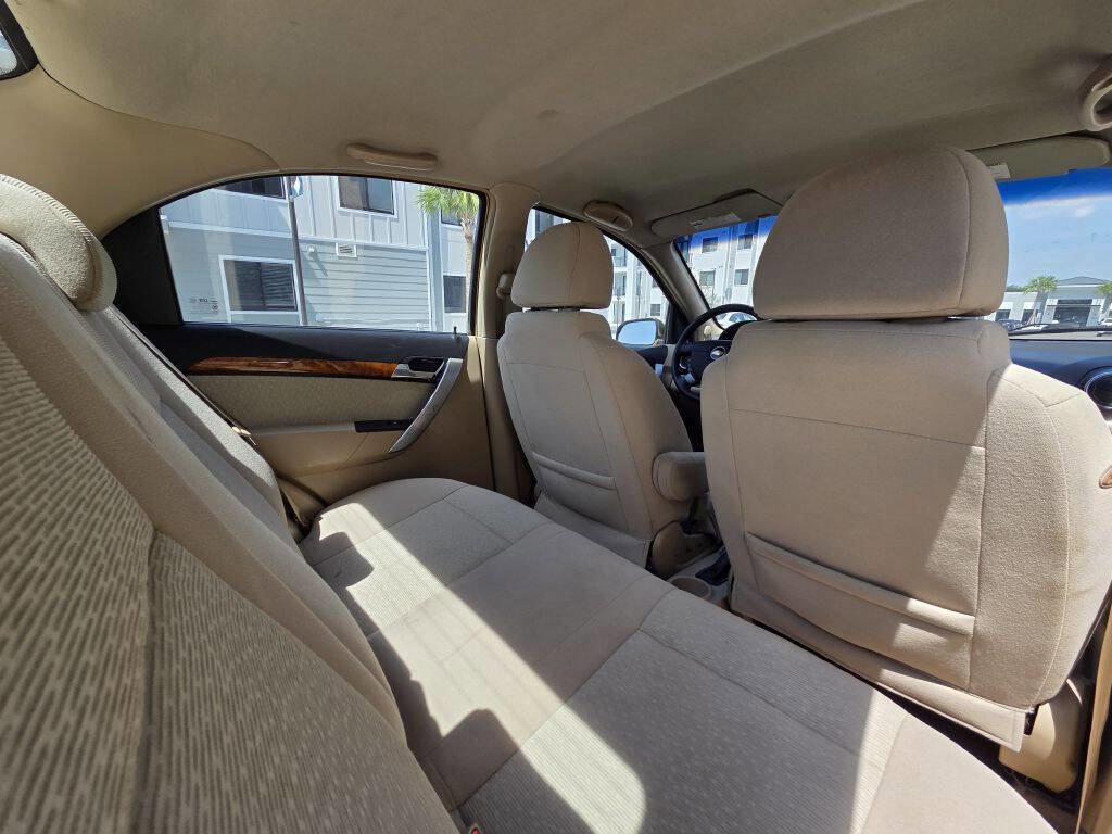 Used 2009 Chevrolet Aveo LT FWD image 37