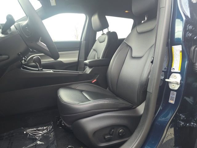 New 2026 Jeep Compass Limited image 9