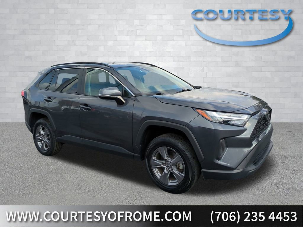 Used 2024 Toyota RAV4 XLE FWD image 1