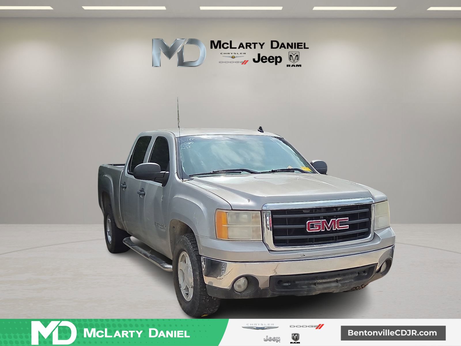 Used 2007 GMC Sierra 1500 W/T w/ Work Truck Preferred Package AWD/4WD image 1