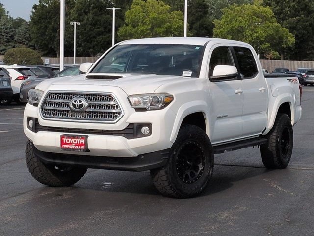 Used 2017 Toyota Tacoma TRD Sport w/ Tow Package (A/T) AWD/4WD video 2