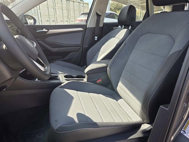 New 2026 Volkswagen Jetta SE image 10