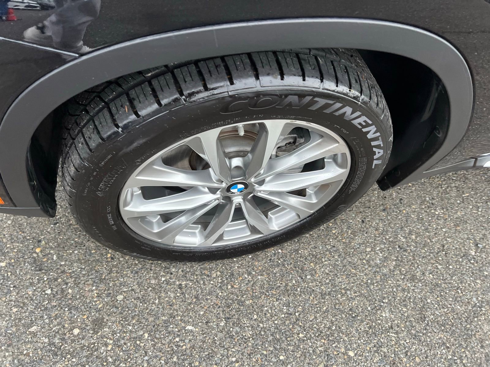 Used 2018 BMW X3 xDrive30i w/ Executive Package AWD/4WD image 9