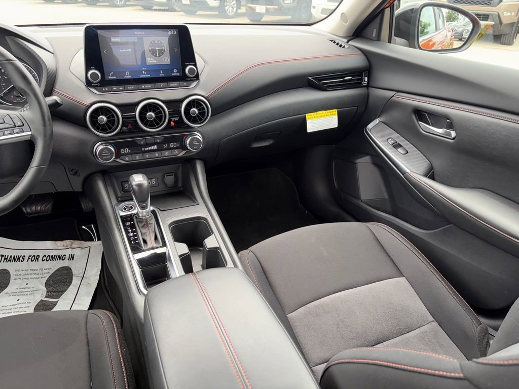 Used 2025 Nissan Sentra SR FWD image 24