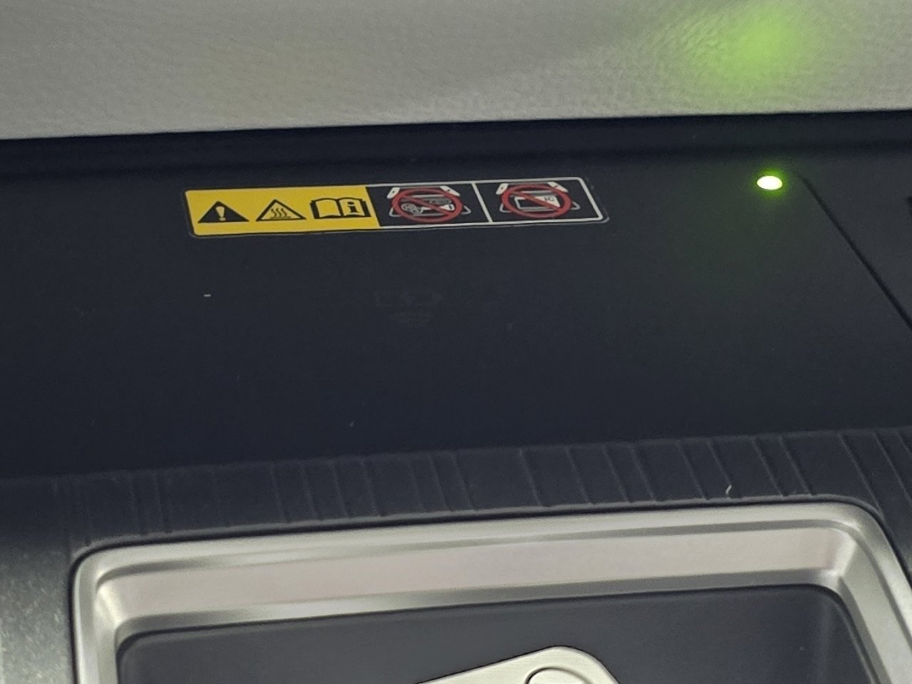 New 2026 Toyota Sienna XLE image 11