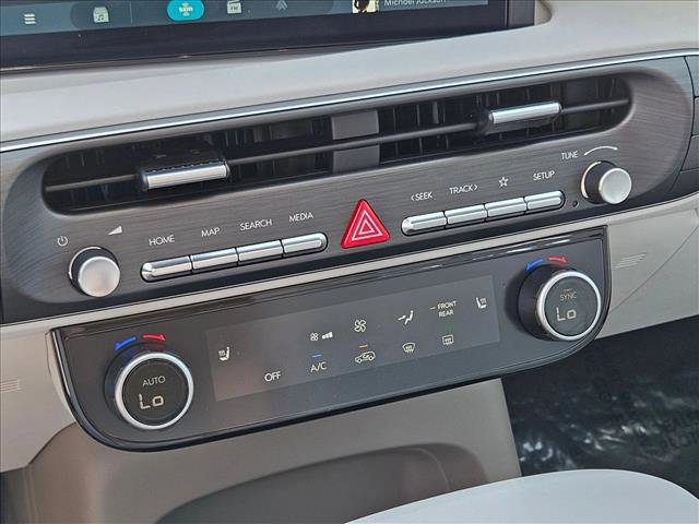 Used 2026 Hyundai Palisade SEL FWD image 18