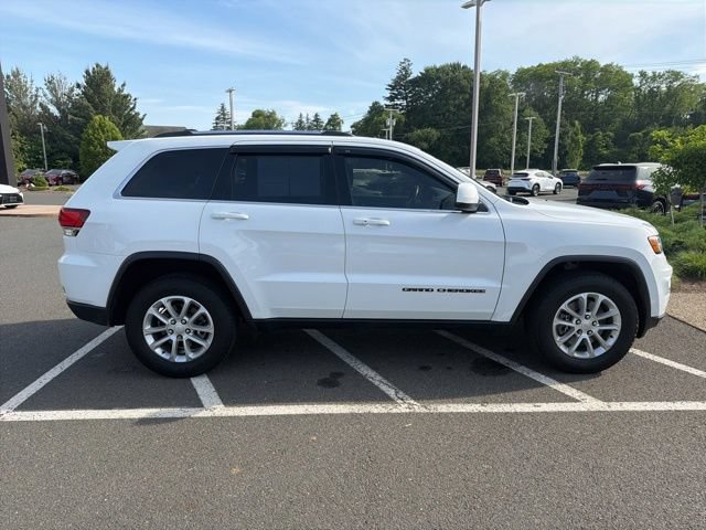 Used 2021 Jeep Grand Cherokee Laredo AWD/4WD image 11