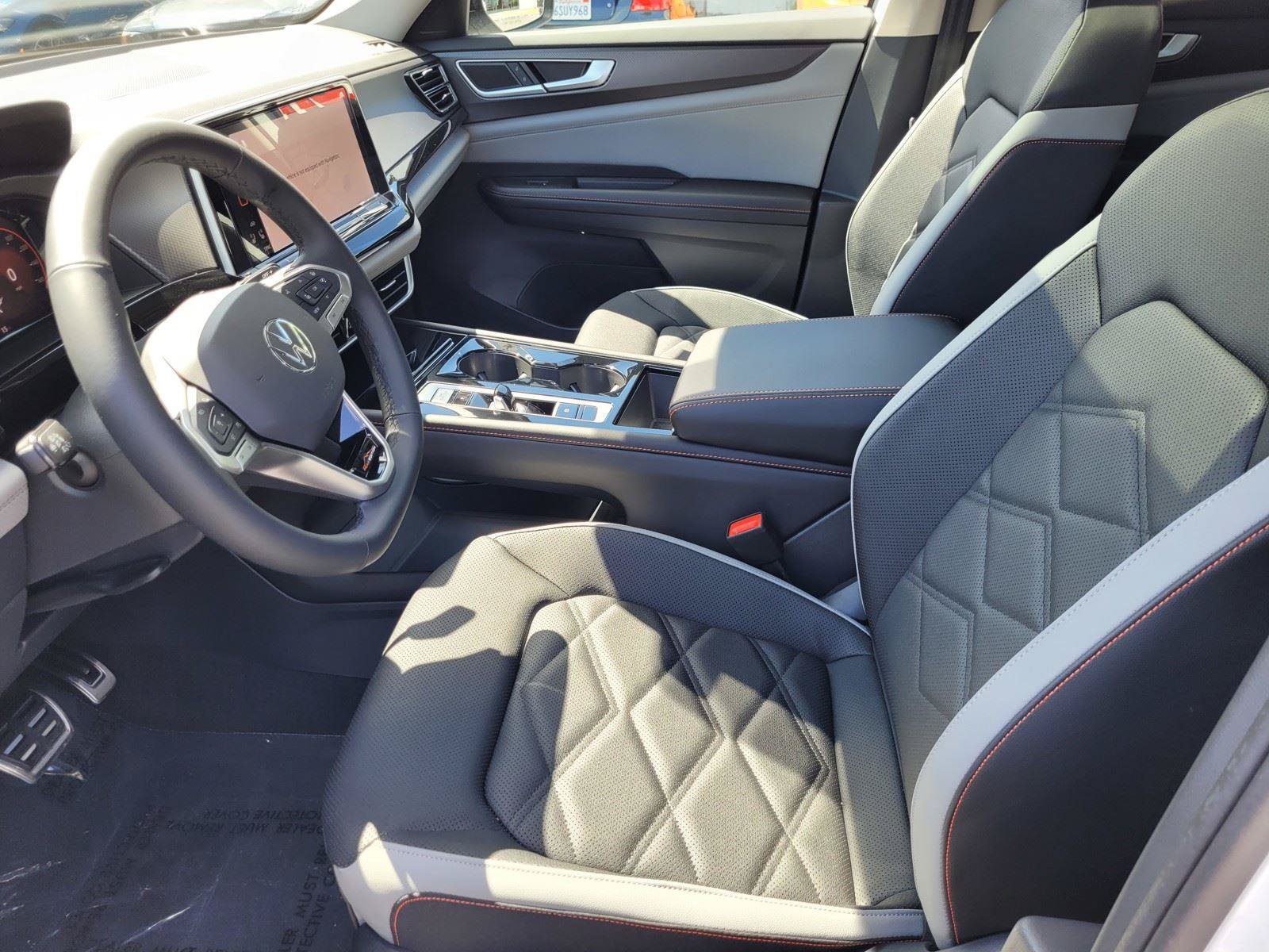 New 2026 Volkswagen Atlas Peak Edition AWD/4WD image 15