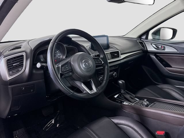 Used 2018 MAZDA MAZDA3 Touring FWD image 9