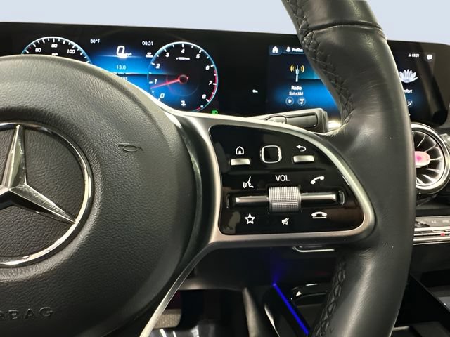 Used 2023 Mercedes-Benz GLB 250 4MATIC image 19